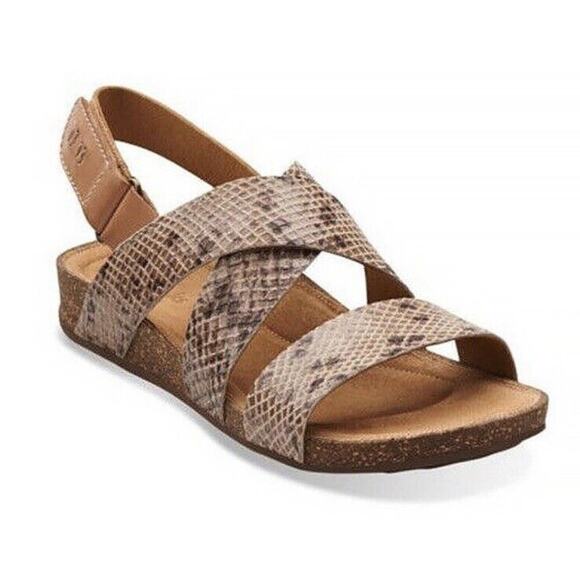 Women's Clarks Artisan Sandals Perri Dunes Snake Animal Print Size 8 - Picture 1 of 8